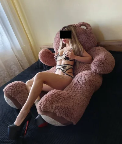 Компаньонка Пловдив - Lucy New Escort - Дълбоко гърло, Класически секс, Орален секс - снимка 9