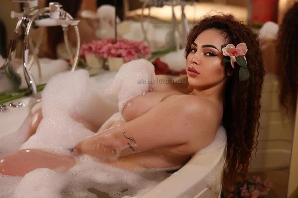 Компаньонка Пловдив - Tiana High Class Escort💎 - Стриптийз, Строга господарка, Влизане в роля - снимка 3