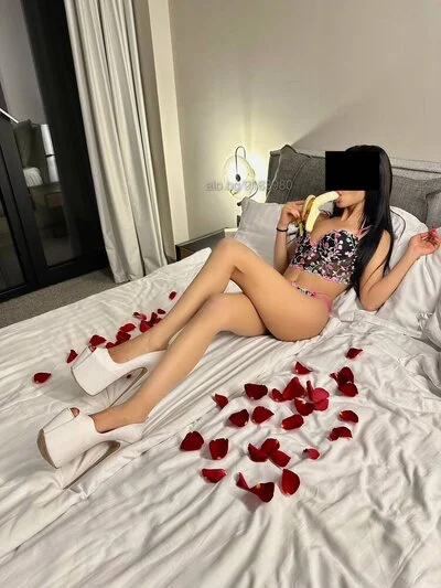 Компаньонка Пловдив - Little baby 💎🦋FULL PROGRAM - Орален секс, BDSM, GFE - снимка 8