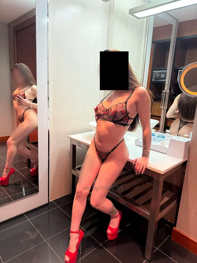 Компаньонка Пловдив - Simona ✅ full service 100€✅