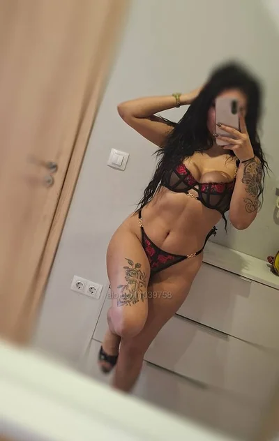 Компаньонка Пловдив - SEXY ESKORT