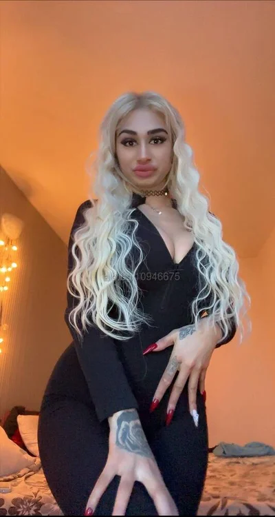 Компаньонка Пловдив - Seksi macka s teren