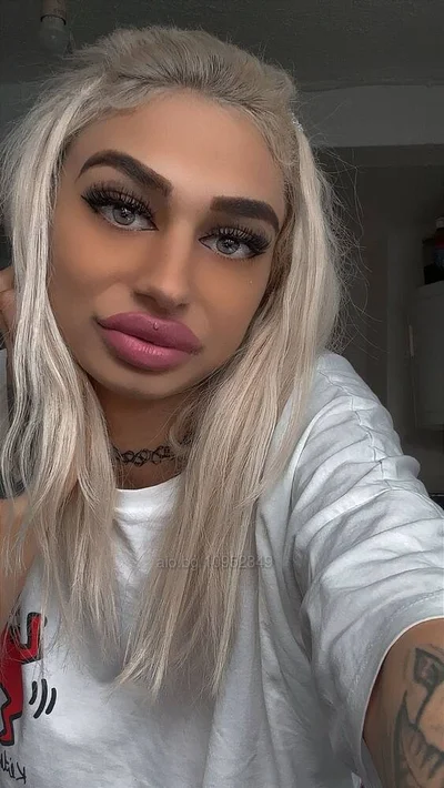 Компаньонка Пловдив - Твоето Русо Бонбонче❄️❤️