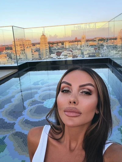 Компаньонка Пловдив - Jeniq GFE - Класически секс - снимка 2