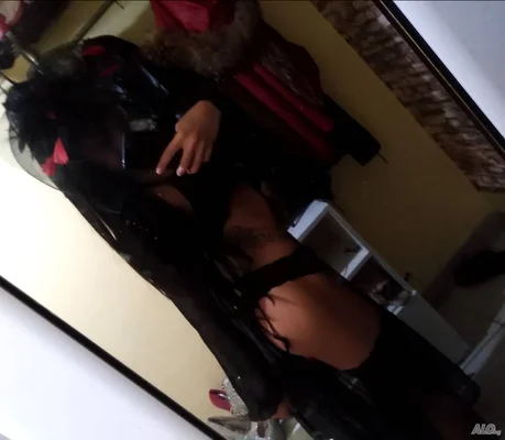 Компаньонка Пловдив - VIP*Nature girl 200 % - Пенис колан, Строга господарка, Влизане в роля - снимка 4