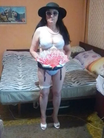 Компаньонка Пловдив - Маги с терен. Стандартни - Класически секс, Орален секс, BDSM - снимка 4