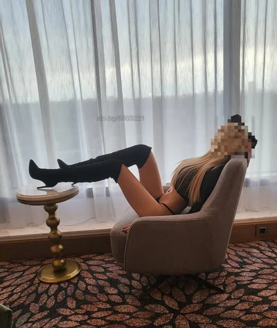 Компаньонка Пловдив - Мая🫦 Real girl 🫦 - Играчки, Стриптийз, Масаж - снимка 4